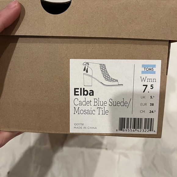 Toms Elba Boots  Women’s Size 7.5 Peep Toe Perforated Ankle Blue Bootie Suede - Picture 3 of 11